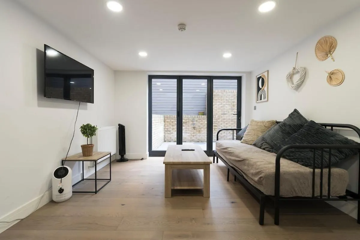 Beautiful Apartment In Whitechapel Olive House London