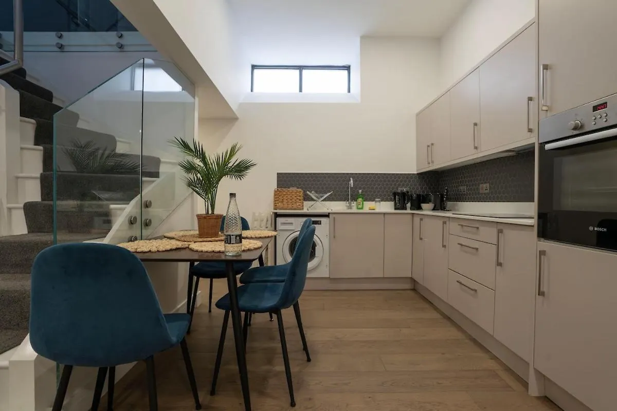 Beautiful Apartment In Whitechapel Olive House London